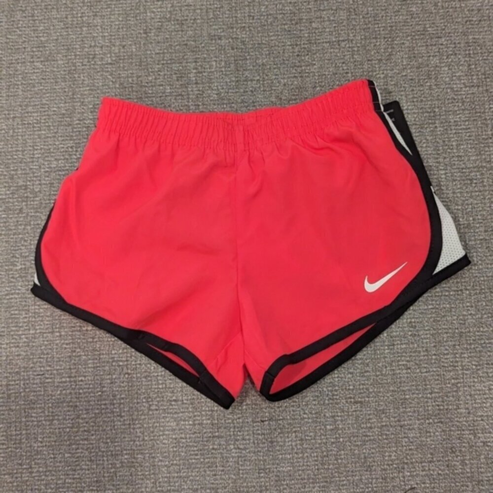 Nike Dri-Fit Toddler Girls Athletic Shorts, Red size 2T NWT